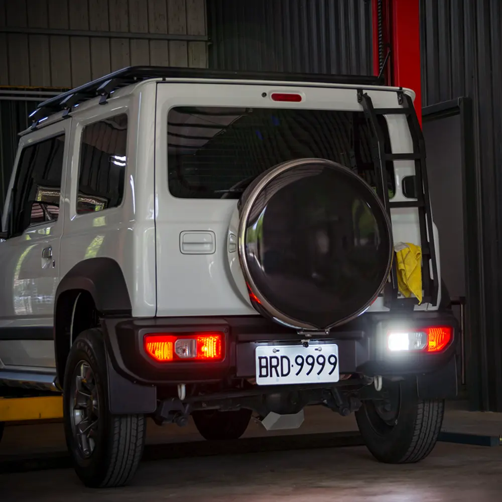 SUZUKI JIMNY 12V LED Dual-Color Fog Light Kit, Ultra-Bright, 31mm License Plate Light and Turn Signal Decoder