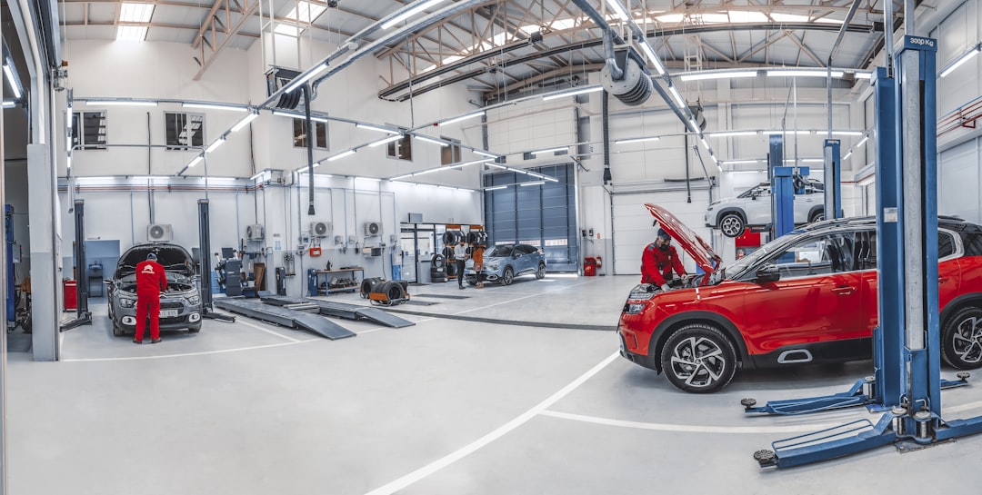 12V and 24V automotive LED bulb testing workshop